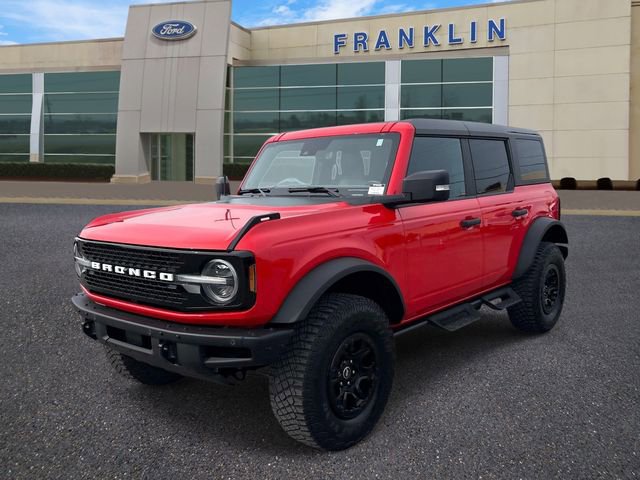 Certified 2024 Ford Bronco Wildtrak AWD/4WD image 3