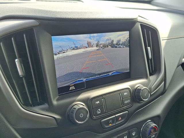 Used 2022 GMC Terrain AT4 image 18