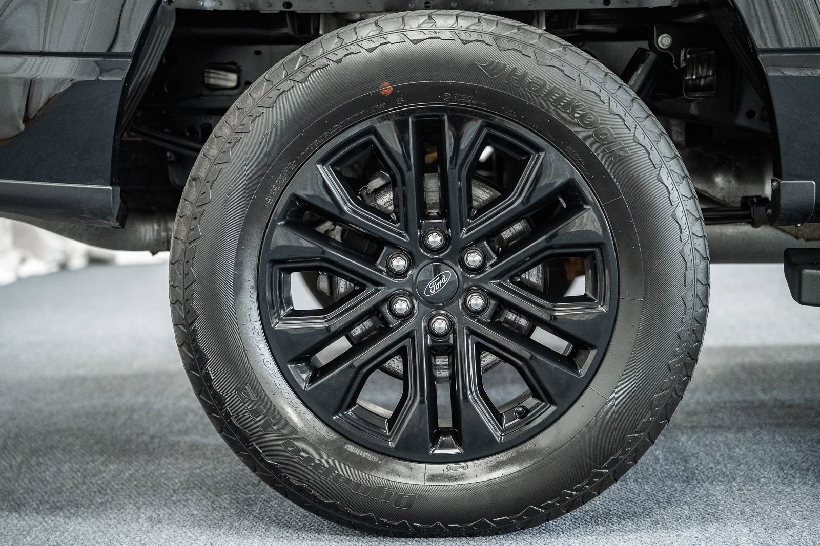 Certified 2024 Ford F150 Lariat w/ Equipment Group 502A High image 25