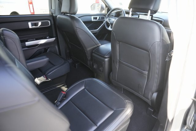 Certified 2023 Ford Explorer XLT w/ Equipment Group 202A image 16