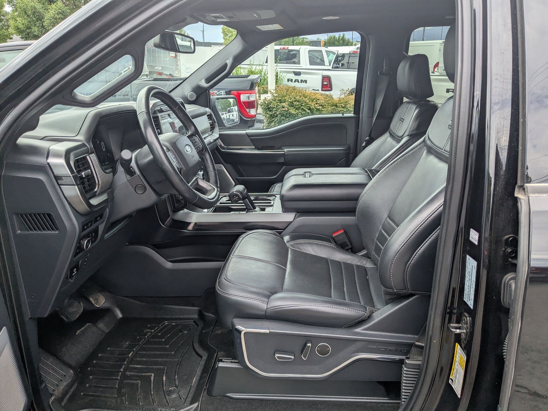 Certified 2023 Ford F150 Platinum w/ Equipment Group 701A High AWD/4WD image 29