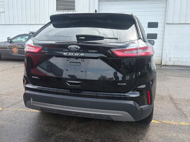 Certified 2023 Ford Edge SEL AWD/4WD image 13