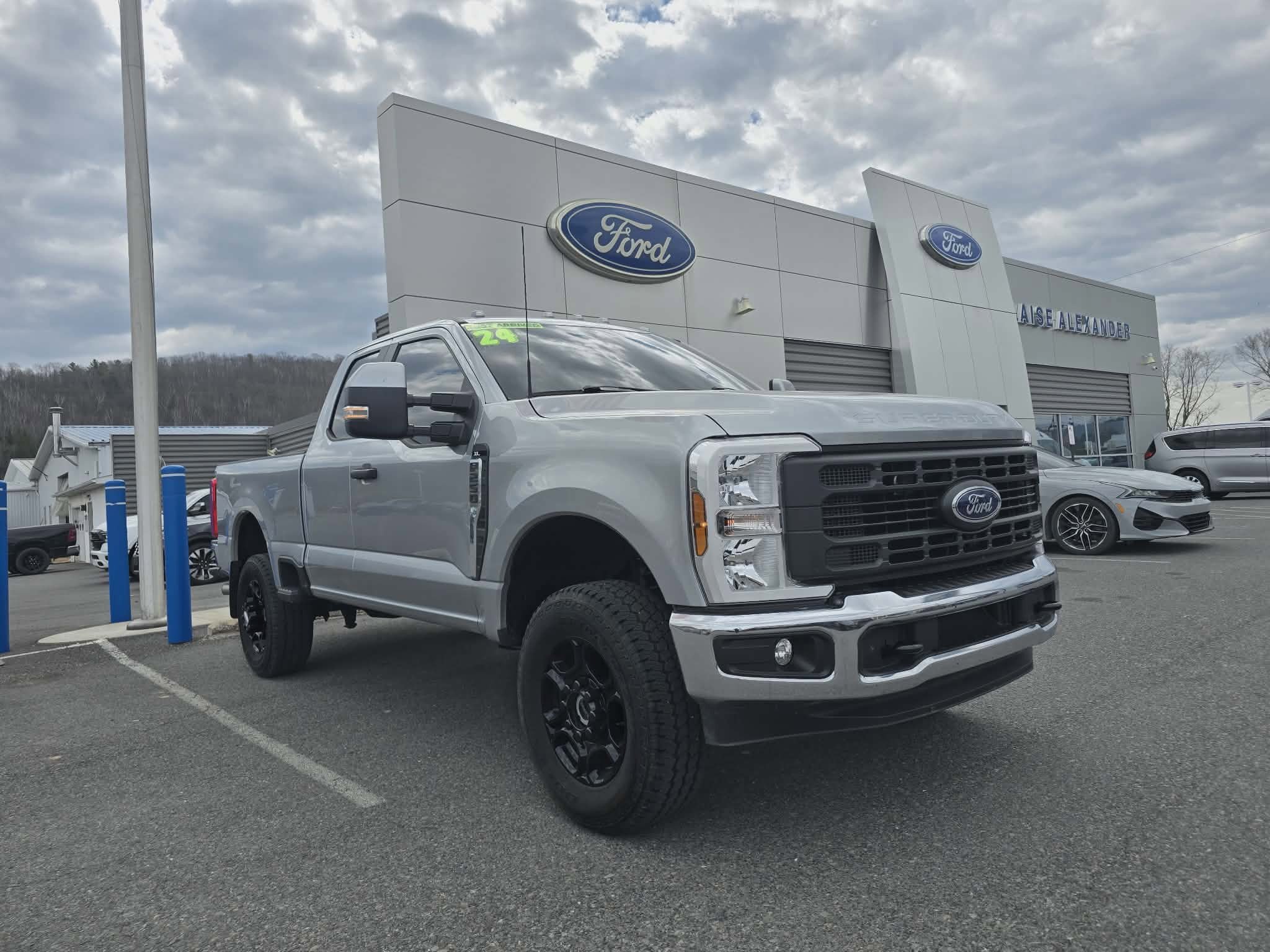 Certified 2024 Ford F250 XL w/ XL Off-Road Package AWD/4WD image 1