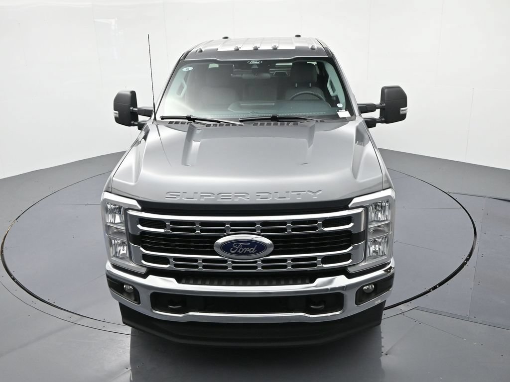 Certified 2025 Ford F350 XLT AWD/4WD image 16