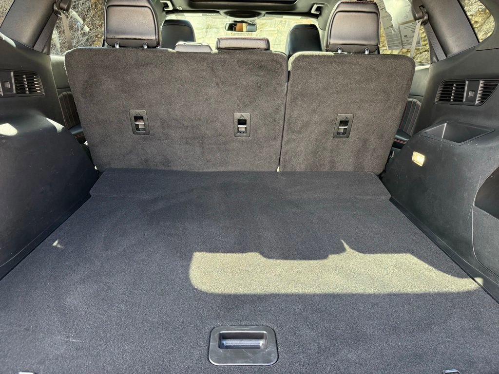 Certified 2022 Ford Edge ST-Line image 10