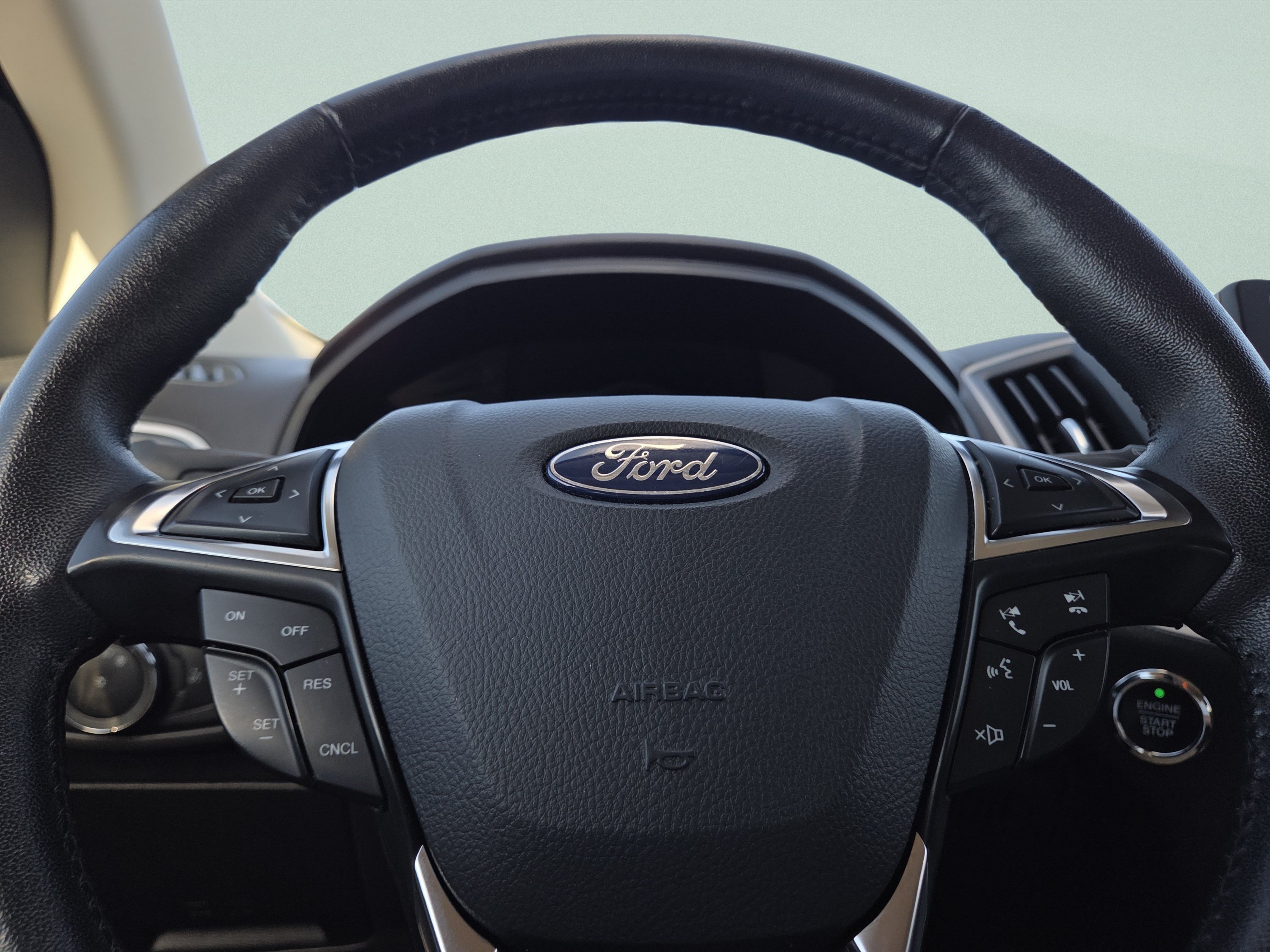 Certified 2024 Ford Edge SEL AWD/4WD image 28