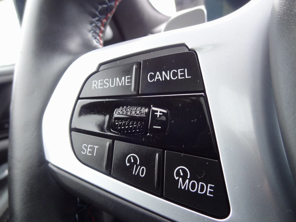 Used 2024 BMW X7 M60i w/ Executive Package image 39