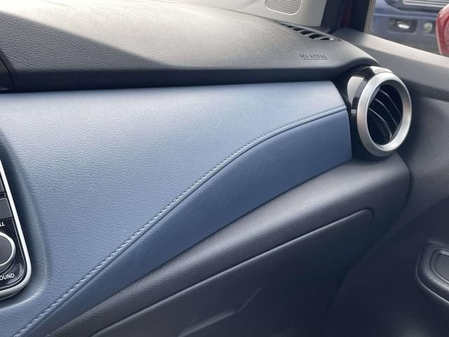 Used 2025 Nissan Versa SV FWD image 29