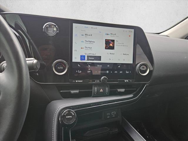 Used 2024 Lexus NX 250 FWD image 14