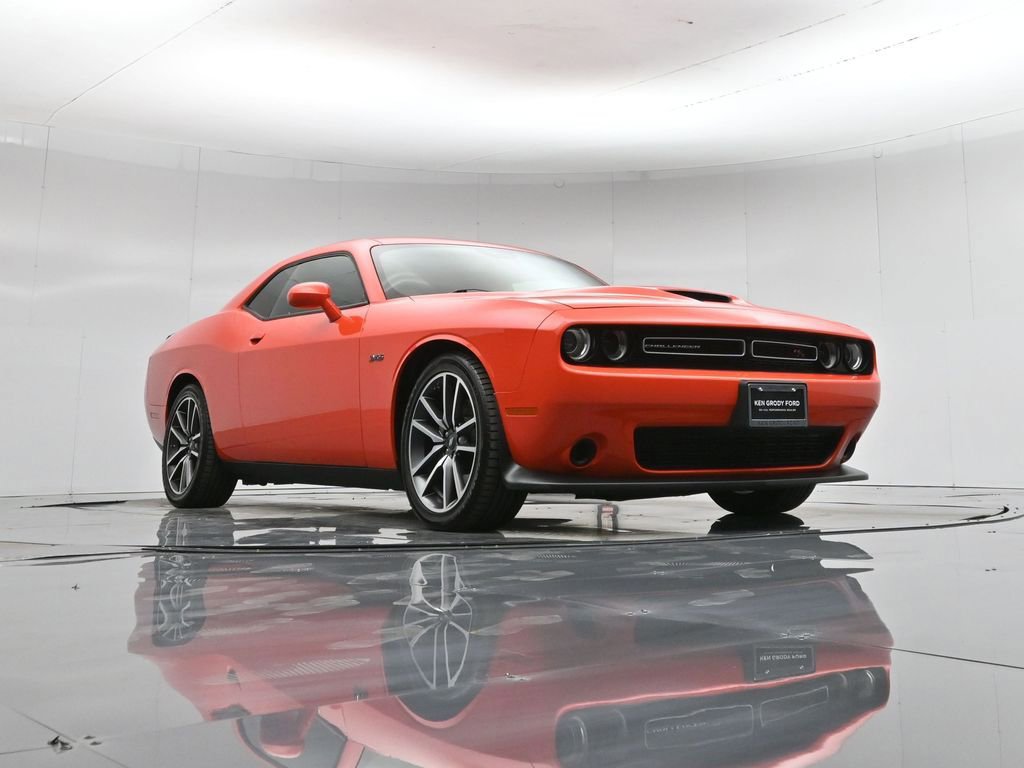 Used 2023 Dodge Challenger R/T image 6