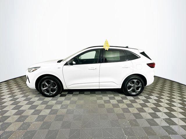 Certified 2023 Ford Escape ST-Line w/ Tech Pack #1 image 2