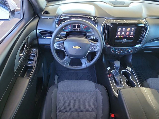 Used 2023 Chevrolet Traverse LT image 7