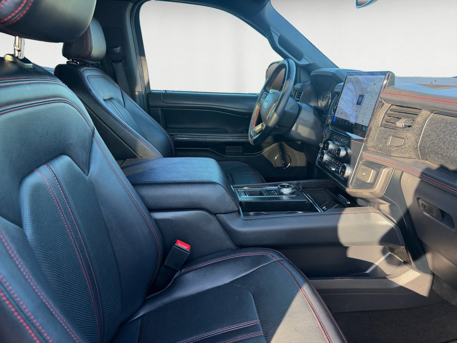 Certified 2024 Ford Expedition Limited RWD image 15