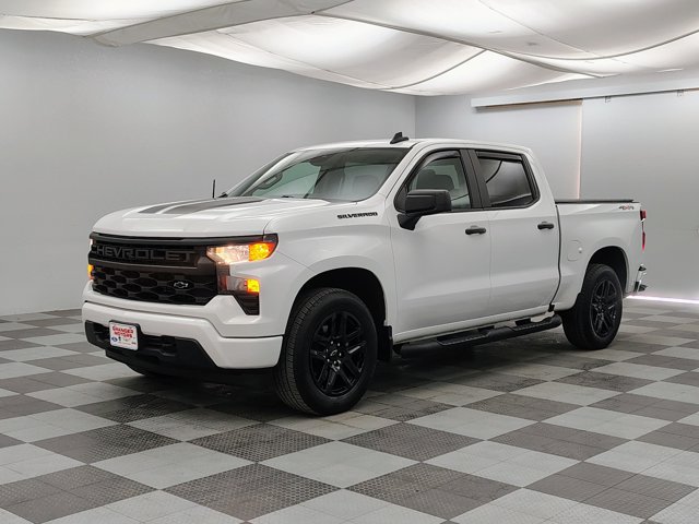 Used 2023 Chevrolet Silverado 1500 Custom w/ Rally Edition AWD/4WD image 6