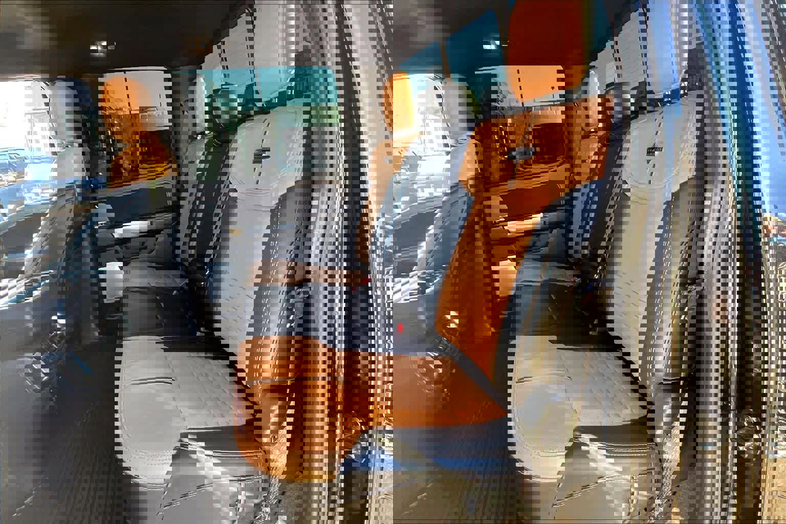 Certified 2023 Ford F150 Platinum w/ Equipment Group 701A High image 18