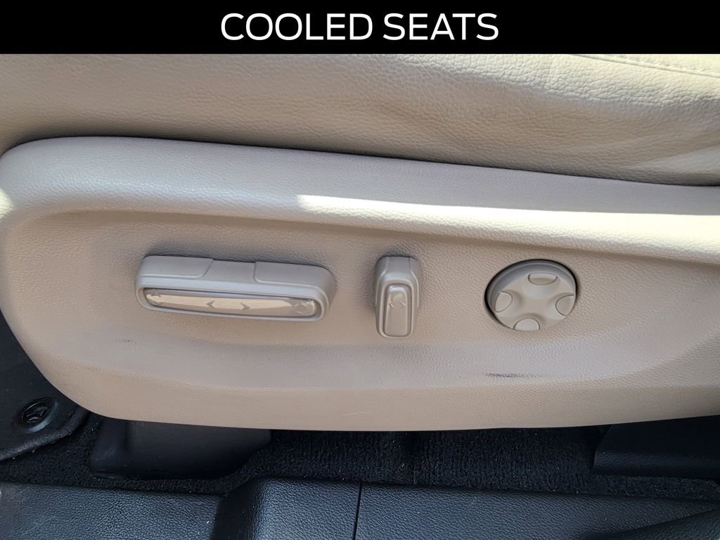 Used 2019 Honda Odyssey Elite image 16