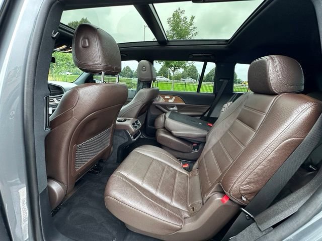 Used 2023 Mercedes-Benz GLS 450 4MATIC image 41