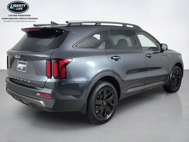 Used 2022 Kia Sorento S AWD/4WD image 3