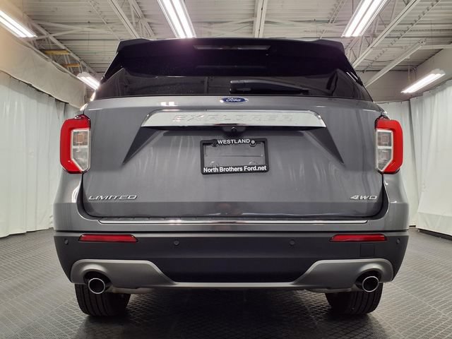 Certified 2024 Ford Explorer Limited w/ Equipment Group 301A AWD/4WD image 26