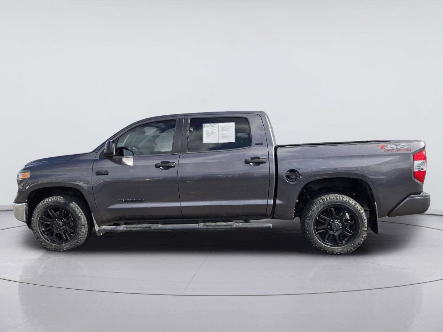 Used 2021 Toyota Tundra SR5 RWD image 4