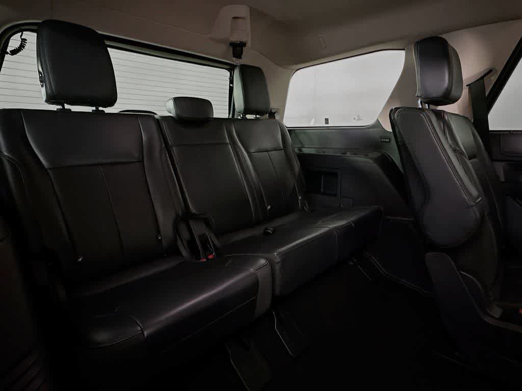 Certified 2024 Ford Expedition XLT RWD image 32