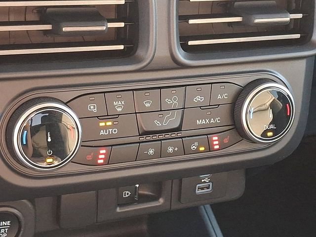 Certified 2024 Ford Maverick Lariat w/ Black Appearance Package image 16