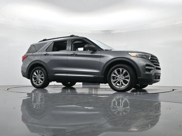 Certified 2023 Ford Explorer XLT w/ Equipment Group 202A AWD/4WD image 43