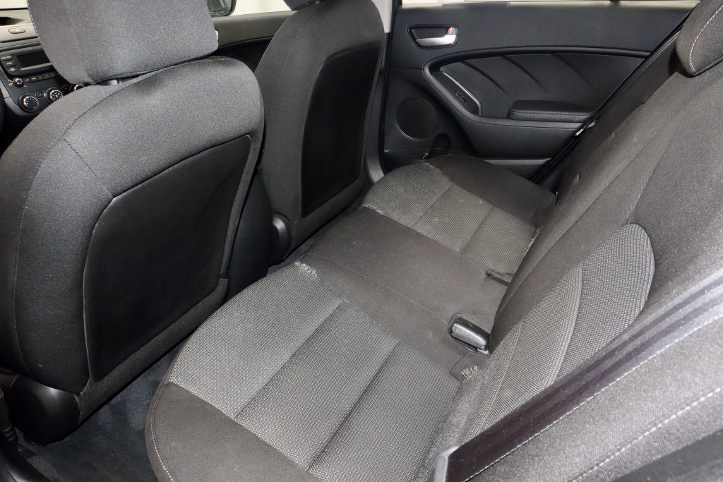 Used 2017 Kia Forte LX FWD image 19