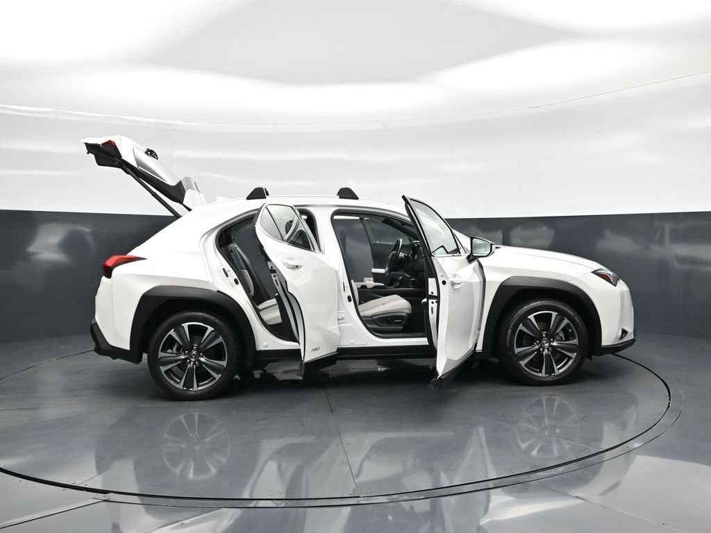 Used 2020 Lexus UX 250h w/ Premium Package AWD/4WD image 4
