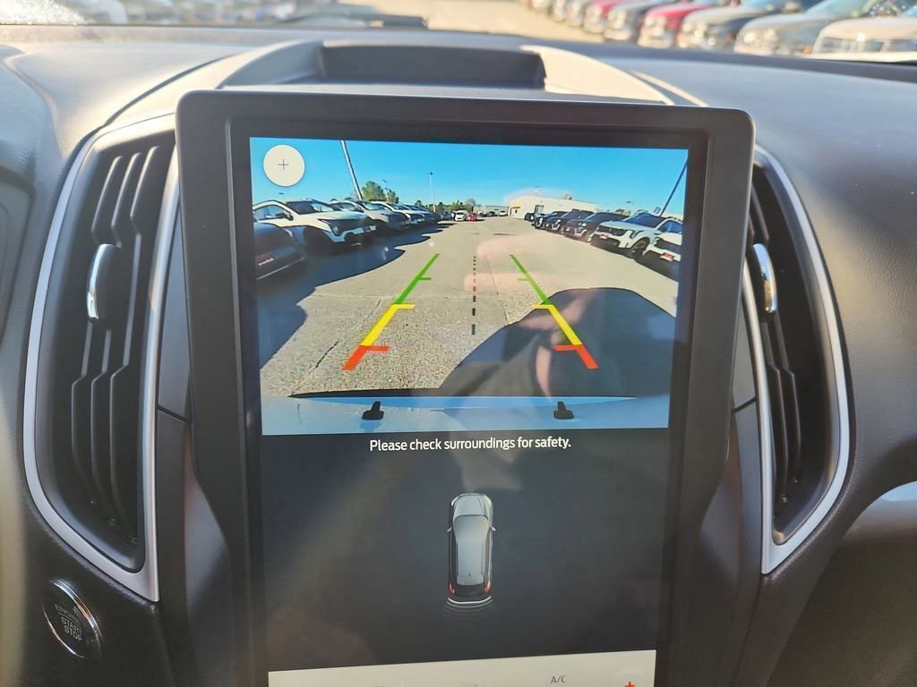 Certified 2024 Ford Edge SEL image 17