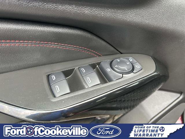 Used 2025 Chevrolet Trax RS w/ Driver Confidence Package FWD image 25
