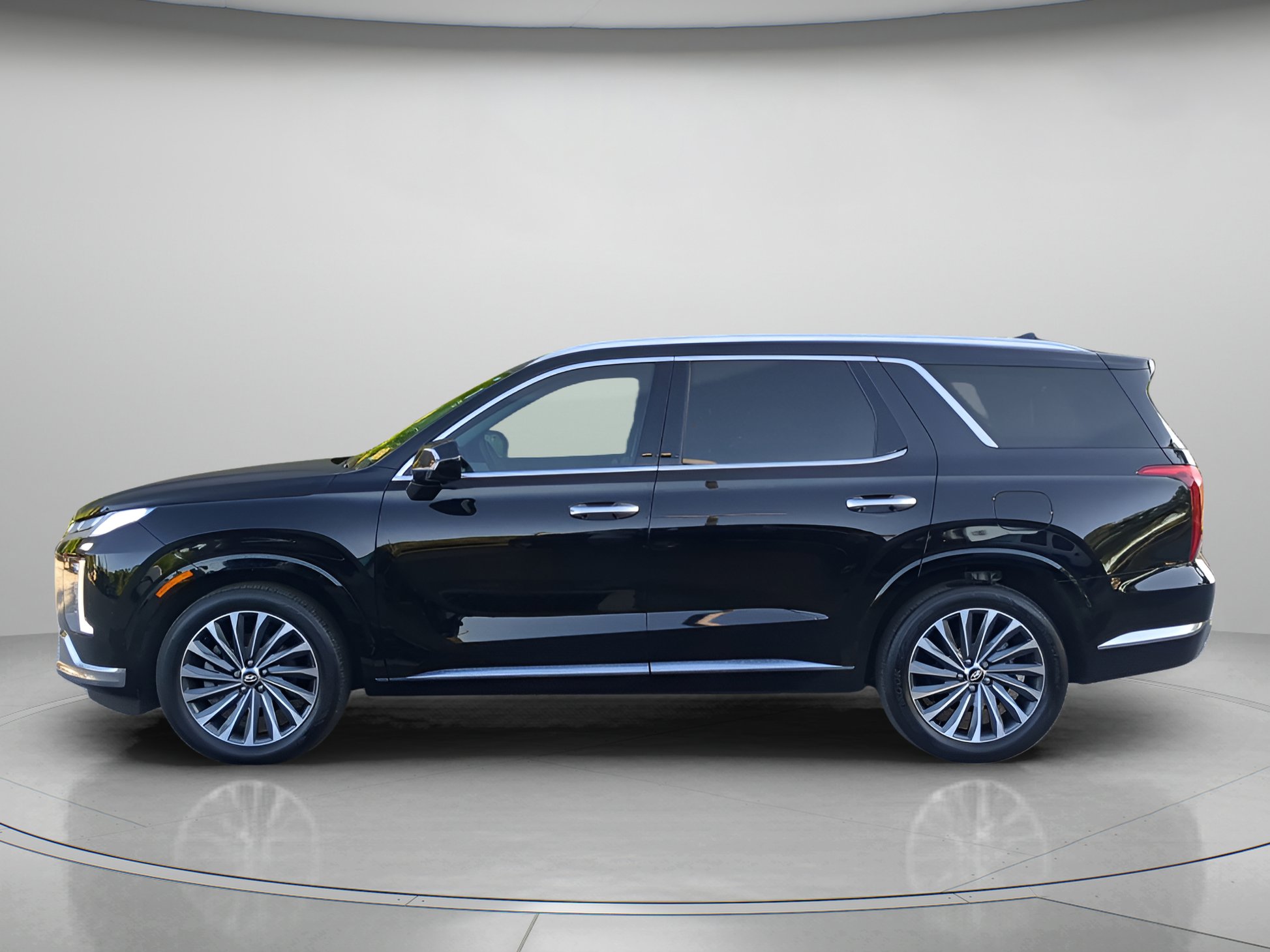Used 2025 Hyundai Palisade Calligraphy FWD image 43