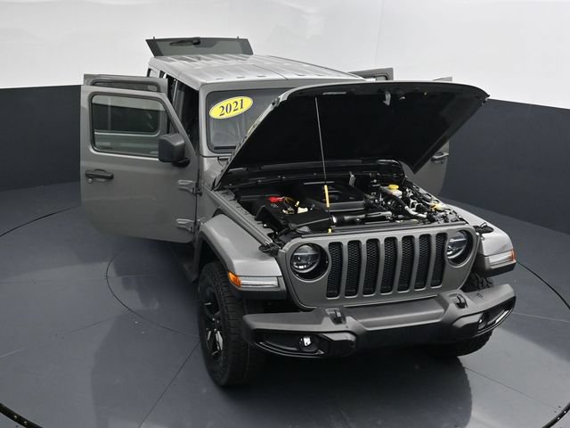 Used 2021 Jeep Wrangler Unlimited Sahara AWD/4WD image 39