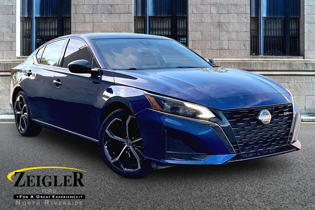 Used 2023 Nissan Altima 2.5 SR