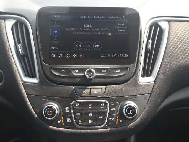 Used 2025 Chevrolet Malibu LT FWD image 26