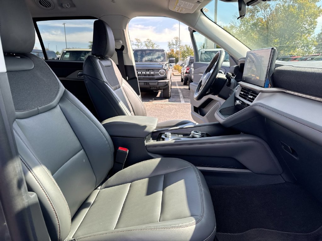 Certified 2026 Ford Explorer Active w/ Active Comfort Package AWD/4WD image 22