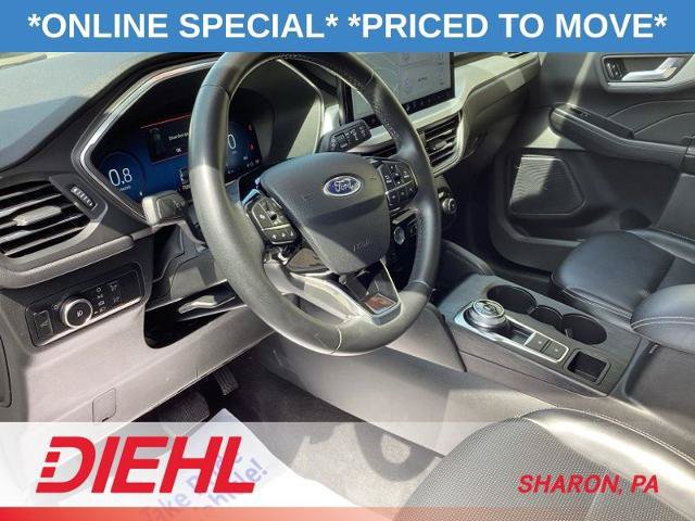 Certified 2024 Ford Escape Platinum AWD/4WD image 23