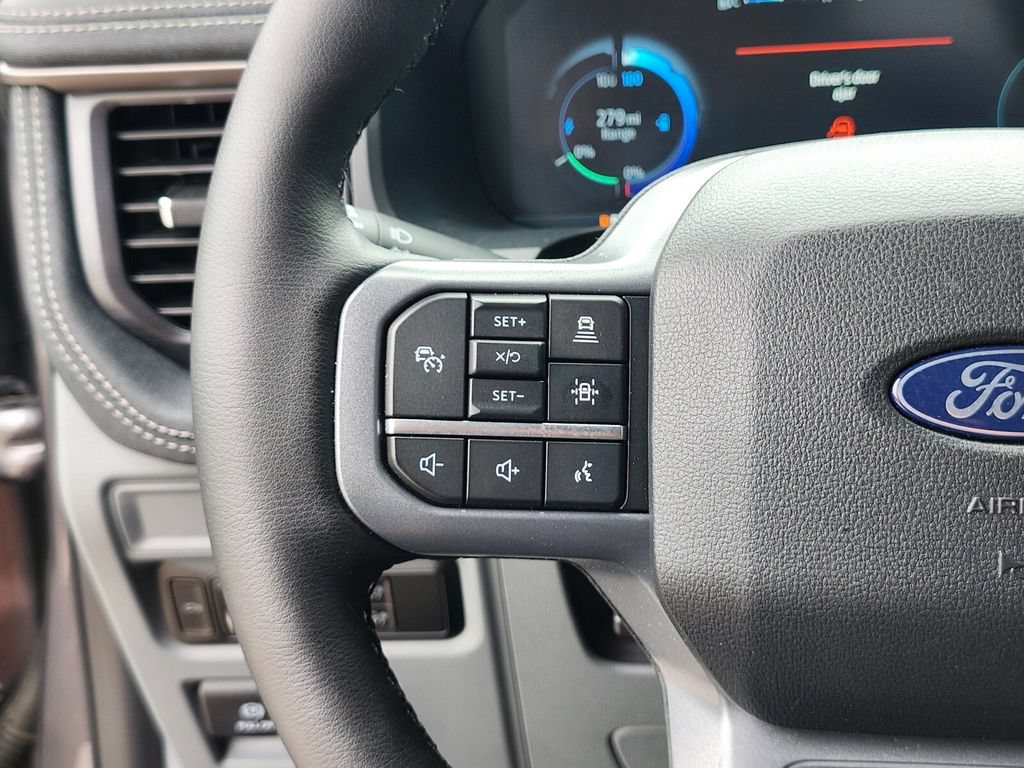 Certified 2025 Ford F150 Lightning Flash AWD/4WD image 28