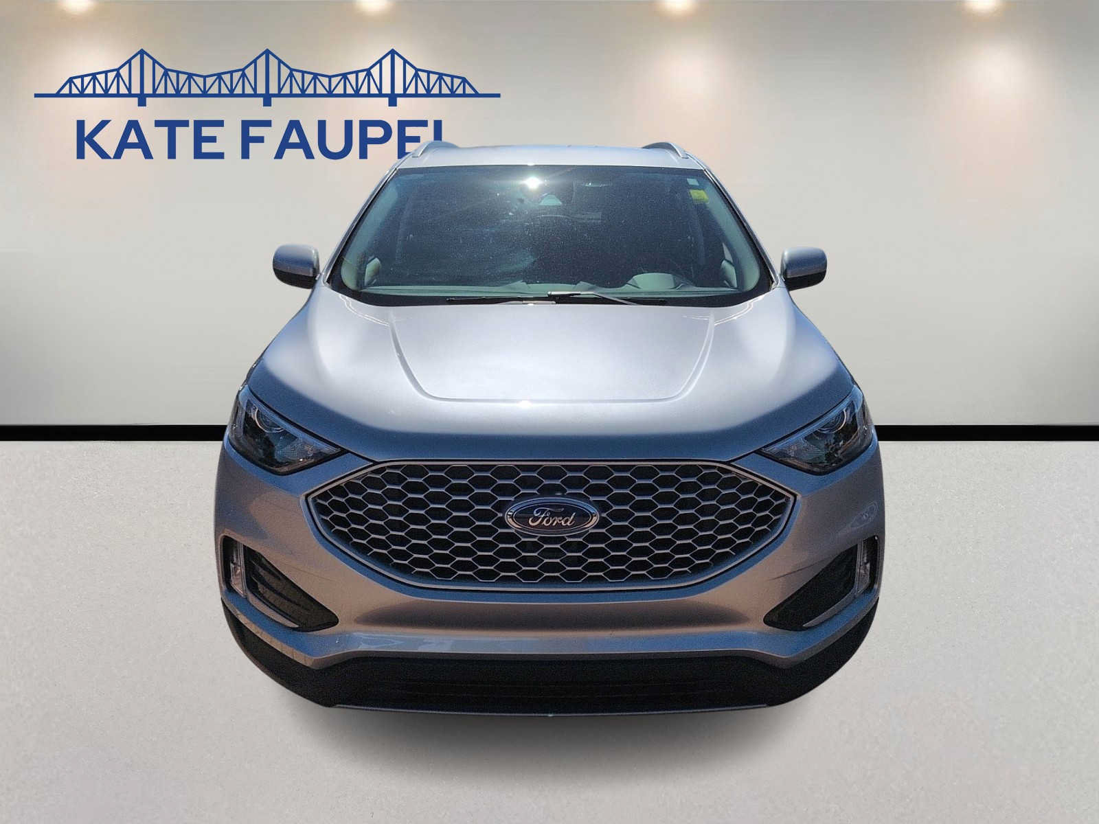 Certified 2024 Ford Edge SEL w/ Convenience Package AWD/4WD image 2