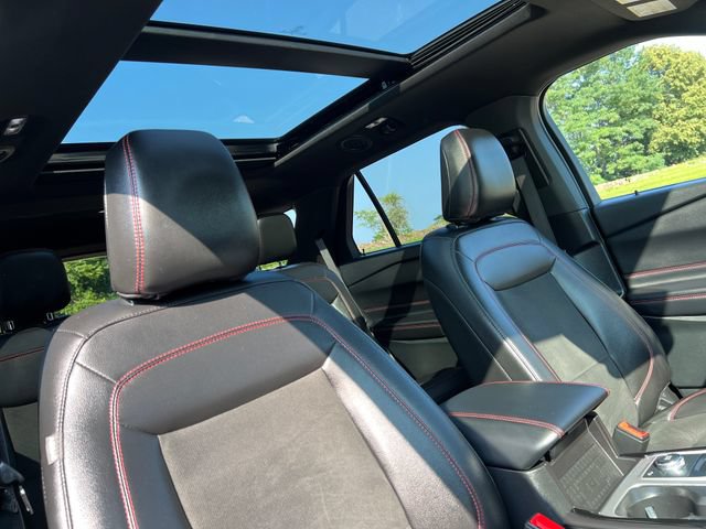 Certified 2022 Ford Explorer ST-Line w/ Class IV Trailer Tow Package AWD/4WD image 37