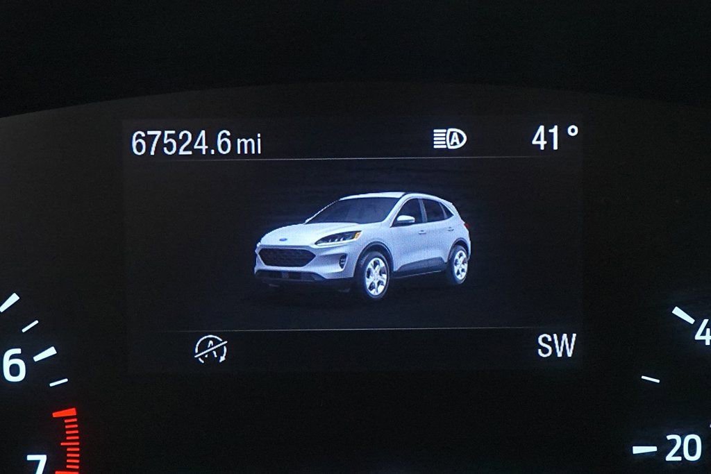 Certified 2021 Ford Escape SE w/ Cold Weather Package image 15