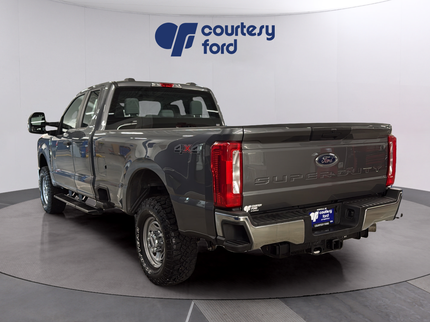 Certified 2024 Ford F250 XL w/ XL Off-Road Package AWD/4WD image 5