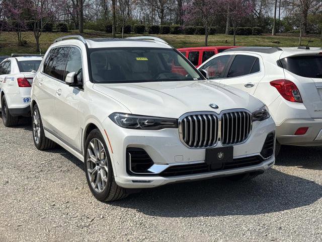 Used 2021 BMW X7 xDrive40i w/ Premium Package image 3
