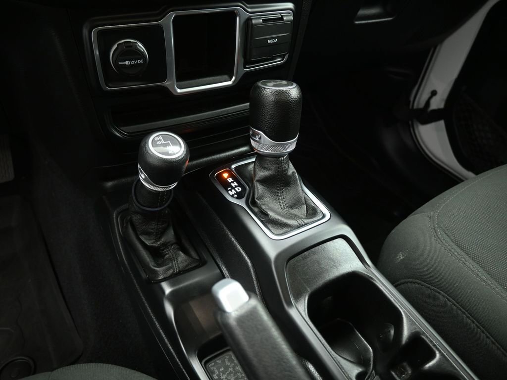 Used 2021 Jeep Wrangler Unlimited Sport image 18