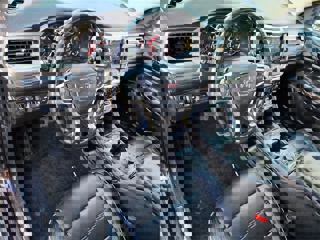 Used 2021 GMC Acadia Denali w/ Denali Technology Package image 10