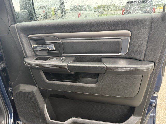 Used 2023 RAM 1500 Warlock AWD/4WD image 36