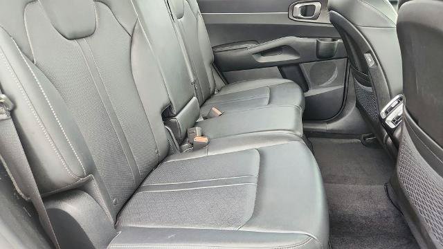 Used 2022 Kia Sorento S FWD image 34