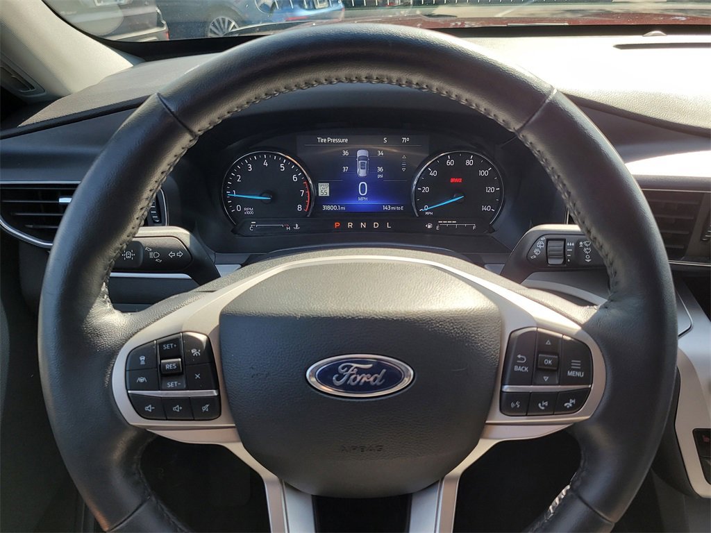 Certified 2022 Ford Explorer XLT w/ Equipment Group 202A image 29
