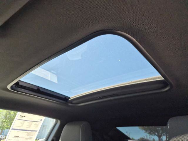 Used 2023 Chevrolet Camaro LT image 14