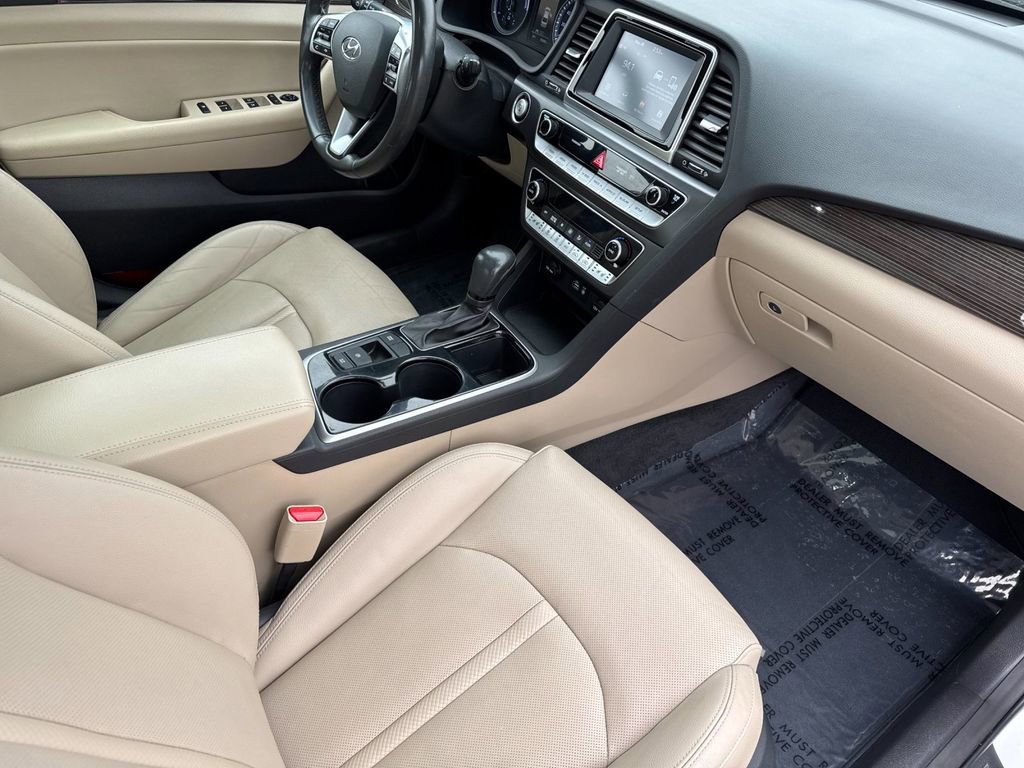 Used 2019 Hyundai Sonata Limited FWD image 14